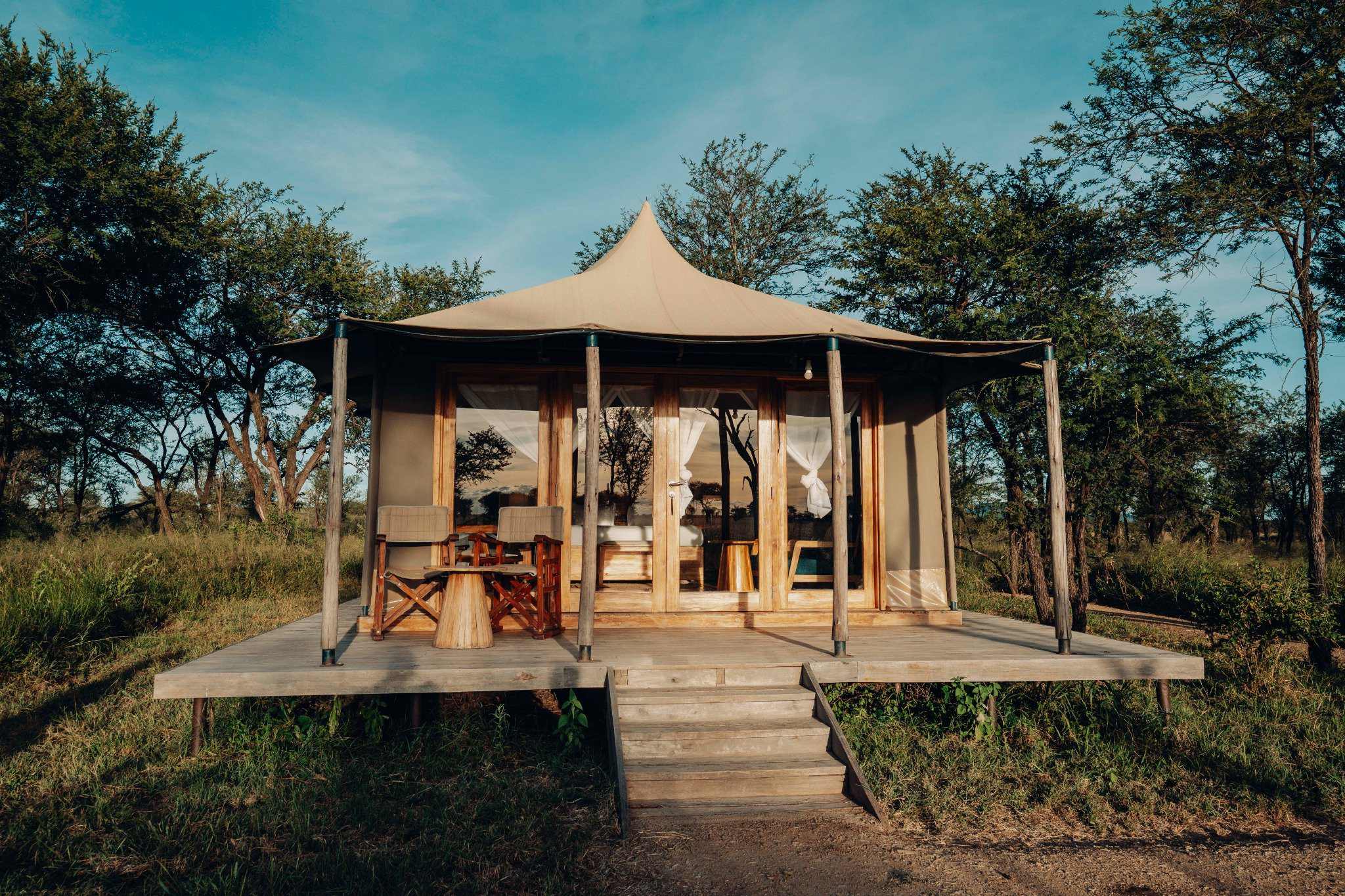 10-Day Best Honeymoon Luxury Safari + Zanzibar Beach